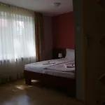 홈스테이 Warnenczyka 85a Bezplatny Parking, Faktura, Prywatna Lazienka, Klimatyzacja 제수프