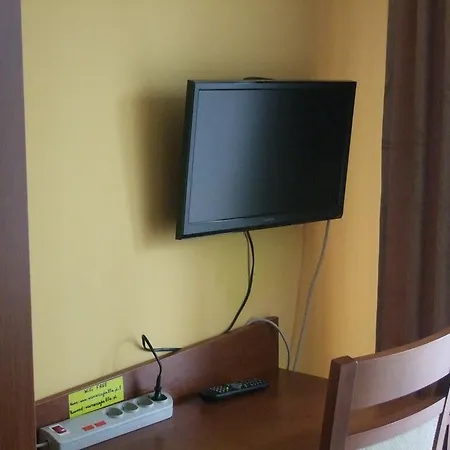 Warnenczyka 85a Bezplatny Parking, Faktura, Prywatna Lazienka, Klimatyzacja Alloggio in famiglia Rzeszów