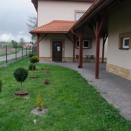 Homestay Warnenczyka 85A Bezplatny Parking, Faktura, Prywatna Lazienka, Klimatyzacja