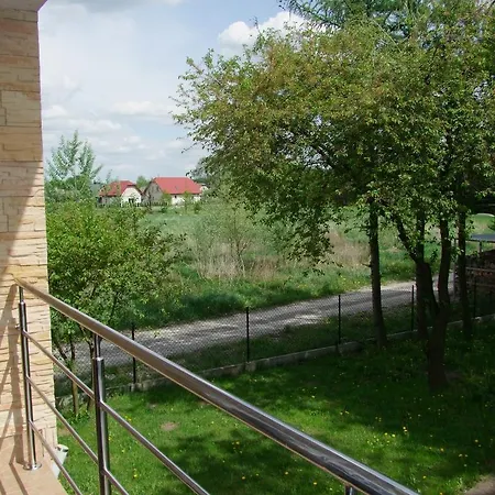 Warnenczyka 85A Bezplatny Parking, Faktura, Prywatna Lazienka, Klimatyzacja Homestay Rzeszow