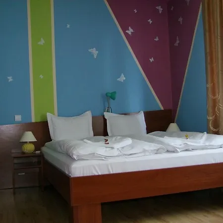 Alloggio in famiglia Warnenczyka 85a Bezplatny Parking, Faktura, Prywatna Lazienka, Klimatyzacja Rzeszów