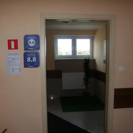 Warnenczyka 85A Bezplatny Parking, Faktura, Prywatna Lazienka, Klimatyzacja Homestay *