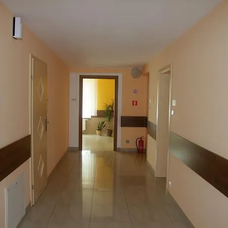 Warnenczyka 85A Bezplatny Parking, Faktura, Prywatna Lazienka, Klimatyzacja * Rzeszow