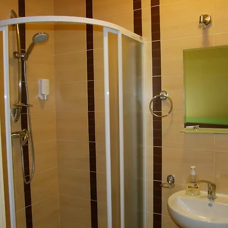 Warnenczyka 85A Bezplatny Parking, Faktura, Prywatna Lazienka, Klimatyzacja *