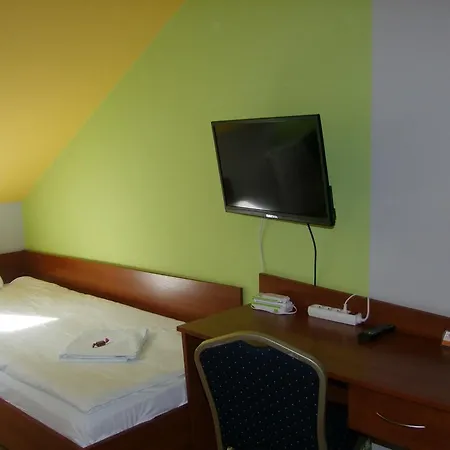Homestay Warnenczyka 85A Bezplatny Parking, Faktura, Prywatna Lazienka, Klimatyzacja *