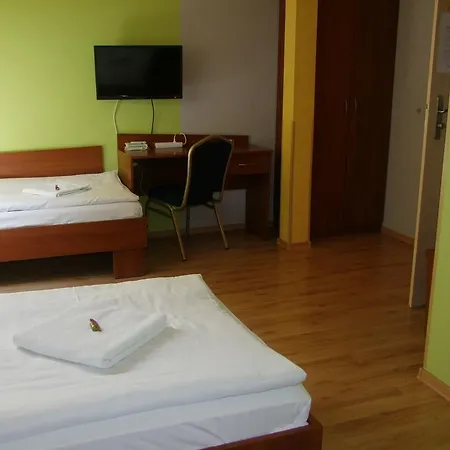 Pansiyon Warnenczyka 85A Bezplatny Parking, Faktura, Prywatna Lazienka, Klimatyzacja