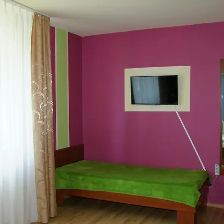Homestay Warnenczyka 85A Bezplatny Parking, Faktura, Prywatna Lazienka, Klimatyzacja