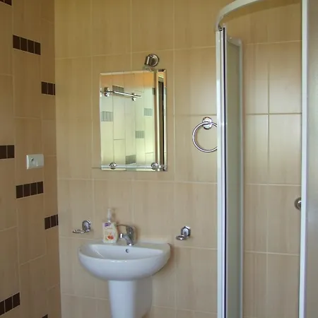 Warnenczyka 85a Bezplatny Parking, Faktura, Prywatna Lazienka, Klimatyzacja