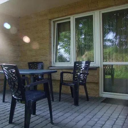 Warnenczyka 85A Bezplatny Parking, Faktura, Prywatna Lazienka, Klimatyzacja Homestay