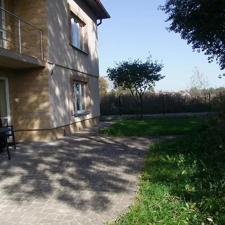 Warnenczyka 85A Bezplatny Parking, Faktura, Prywatna Lazienka, Klimatyzacja Homestay