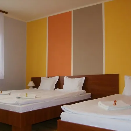 Warnenczyka 85a Bezplatny Parking, Faktura, Prywatna Lazienka, Klimatyzacja ジェシュフ