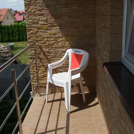 Warnenczyka 85a Bezplatny Parking, Faktura, Prywatna Lazienka, Klimatyzacja ホームステイ ジェシュフ