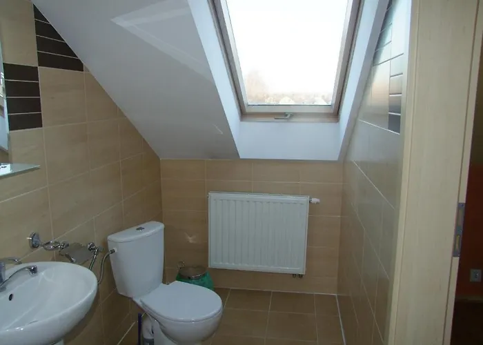 Warnenczyka 85A Bezplatny Parking, Faktura, Prywatna Lazienka, Klimatyzacja Homestay *