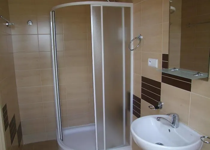 Warnenczyka 85A Bezplatny Parking, Faktura, Prywatna Lazienka, Klimatyzacja Rzeszow