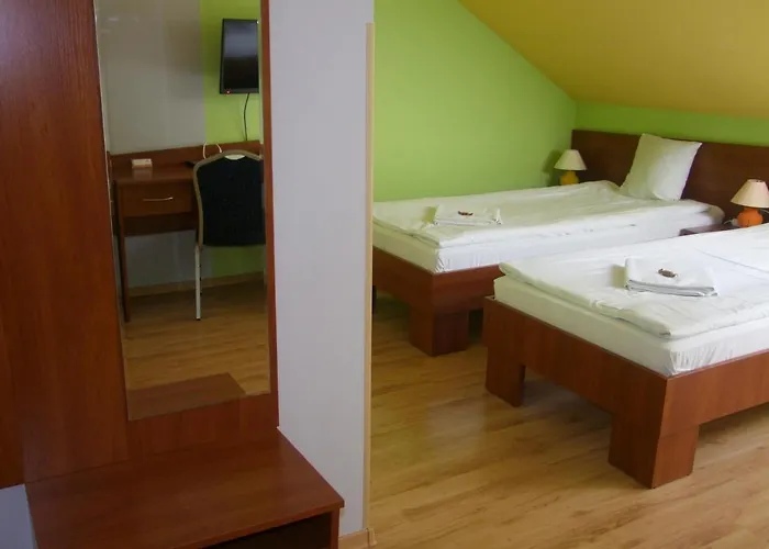 Warnenczyka 85A Bezplatny Parking, Faktura, Prywatna Lazienka, Klimatyzacja * Rzeszow